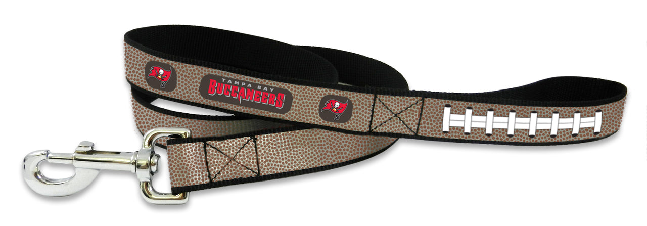 Tampa Bay Buccaneers Pet Leash Reflective Football Size Large